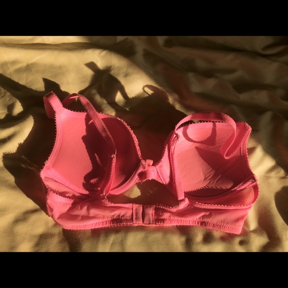 BOGO 50% OFF ruffly pushup bra - Picture 3 of 4